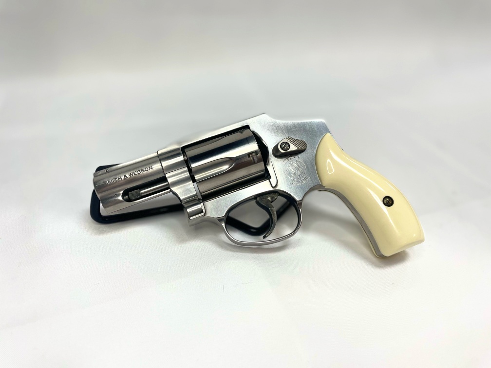 **USED** Smith & Wesson 640-1 .357 Mag 2"