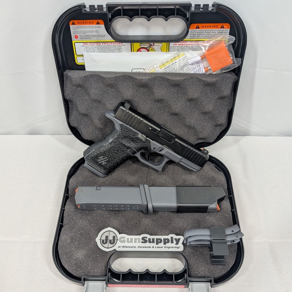 **USED** Glock 19 Gen 5 Grey Frame 9mm